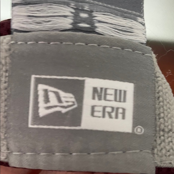 New Era Maroon and Gray Women's Visor - Picture 6 of 9